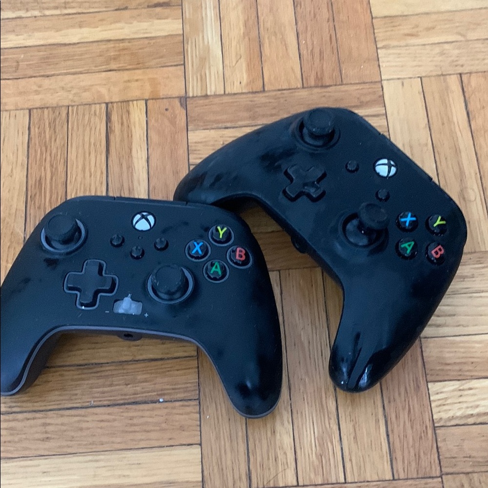 Gaming Controllers 2pc
